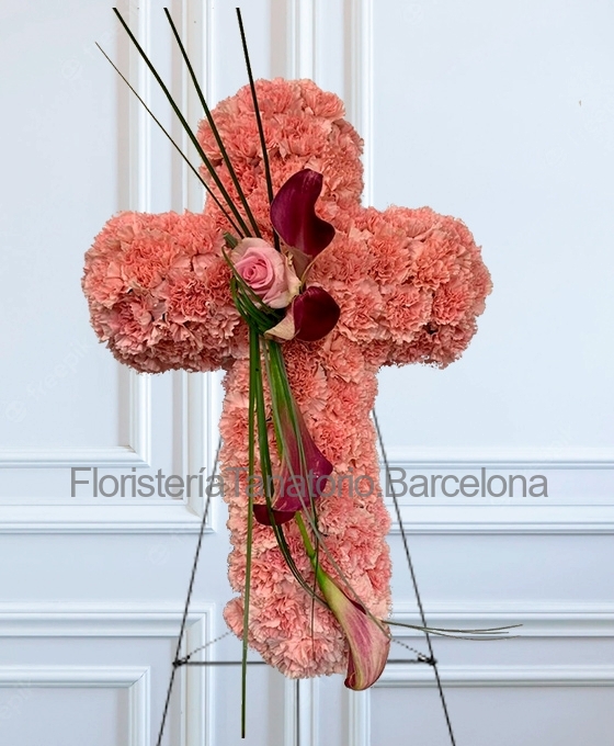 envío urgente de cruz funeraria de clavel coral a Barcelona